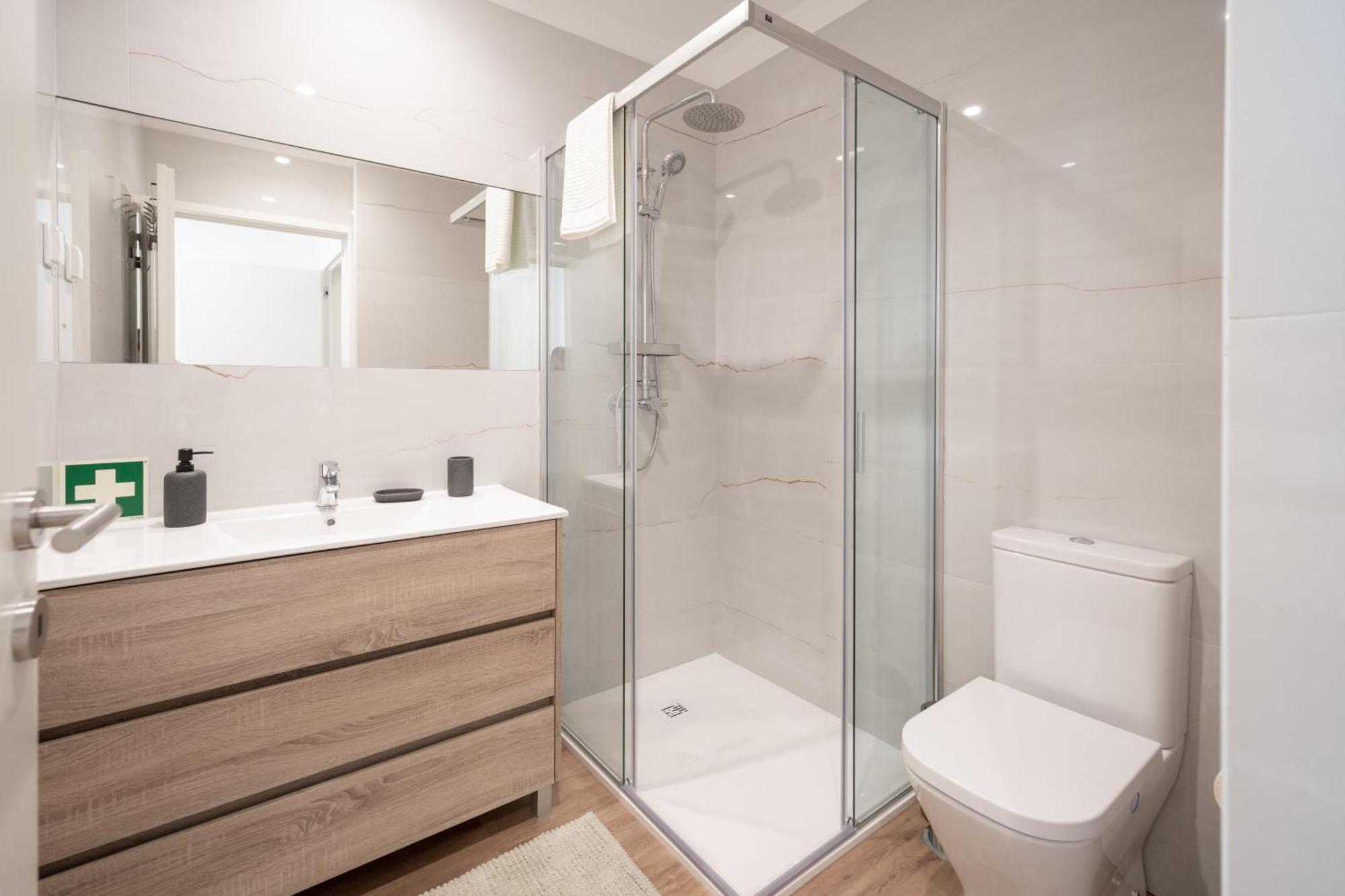Mam Heat Apartments - Viana City Centre Віана-ду-Каштелу Екстер'єр фото